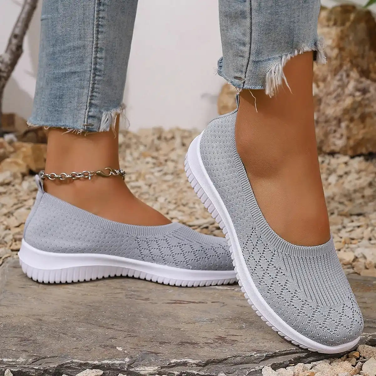 Grey / 11