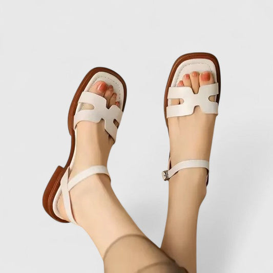 Deliane | Elegant Flat Sandals