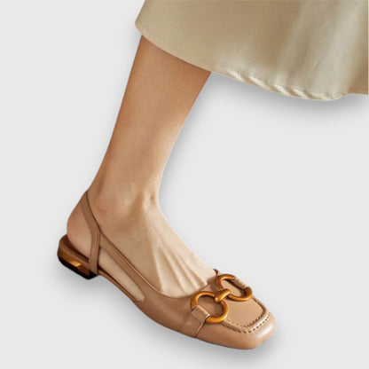 Demyra | Cozy Sandals for Ultimate Comfort